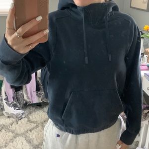 relaxed cropped lululemon hoodie